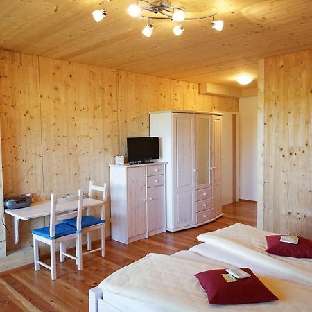 Hildegard Naturhaus Kirchberg bei Mattighofen ภายนอก รูปภาพ