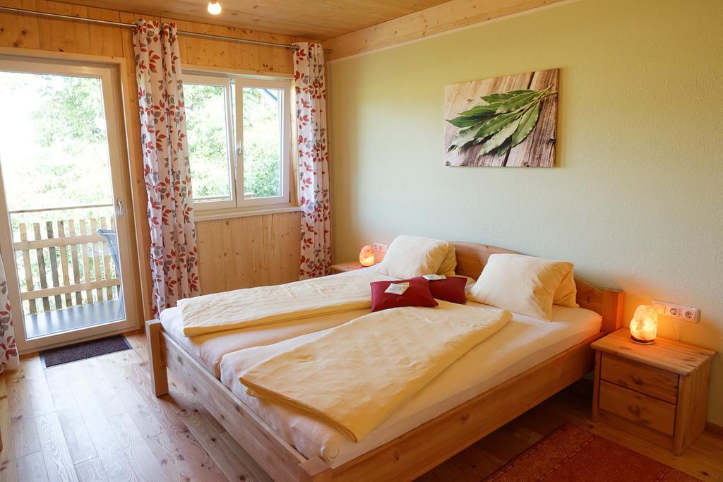 Hildegard Naturhaus Kirchberg bei Mattighofen ภายนอก รูปภาพ